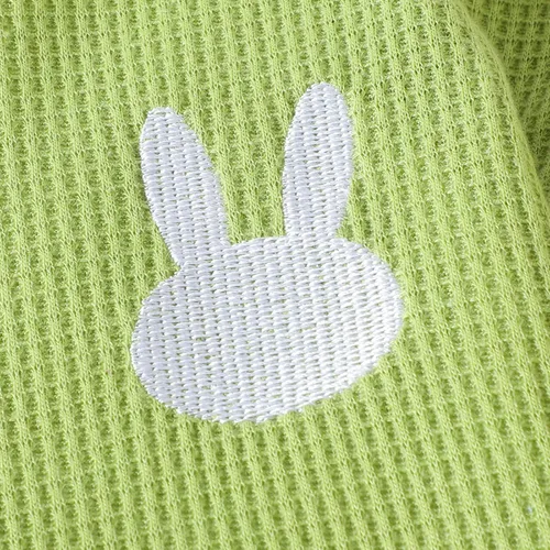 Vista 6 de Wrrkayly Traje de manga corta para bebé, niño y niña, San PatricioPascua, traje de conejito de manga corta, camiseta de pantalones cortos, ropa de 3