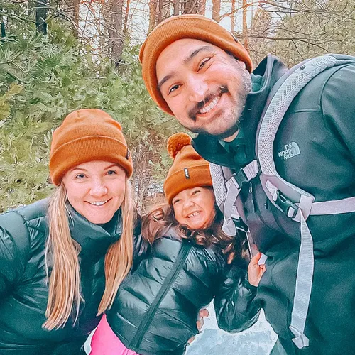 Vista 6 de FURTALK - Gorro tejido de acrílico para invierno suave cálido unisex para hombres y mujeres