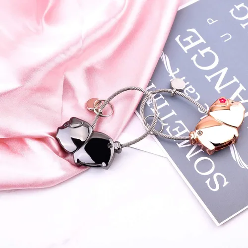 Vista 3 de iSuperb Sweet Kissing - Juego de llaveros de pareja de cerdos, regalo de promesa de amor para él y ella con caja de regalo (negro y oro rosa)