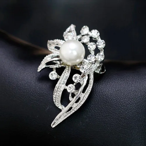 Vista 3 de Broche de boda bañado en plata con estrás, 12 piezas.