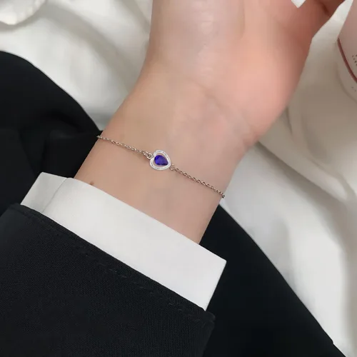 Vista 7 de Honbay 100 cuentas de corazón hueco de aleación, cuentas sueltas de metal en forma de corazón, marco de cuentas para aretes, pulseras, collares