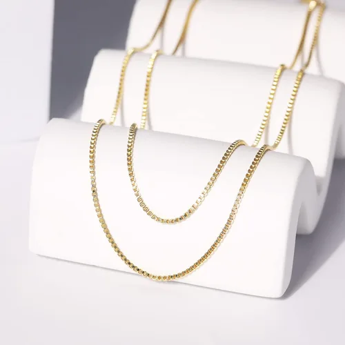 Vista 4 de CHESKY Collares de oro en capas para mujer, collar de cadena de oro delicado de 14 quilates para mujer, cadena de clip de eslabones cubanos de moda