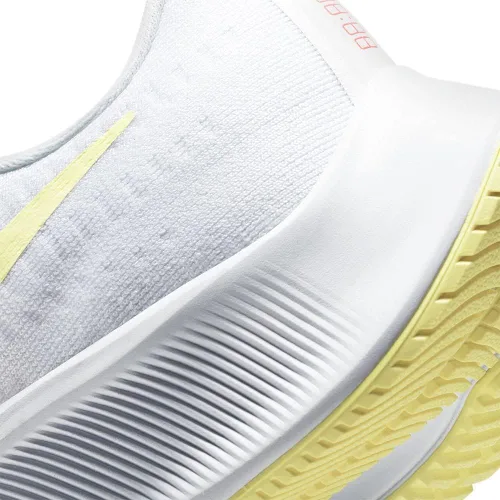 Vista 8 de Nike Women's Road Running Shoe