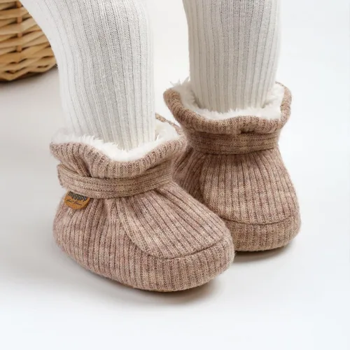 Vista 102 de Botines de forro polar para bebés, niños y niñas, pantuflas antideslizantes con agarre suave, zapatos de calcetín para recién nacidos, cuna