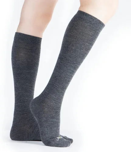 Vista 4 de ja vie Calcetines de compresión graduados de 80% lana merino ultra suaves de 15-20 mmHg para mujeres y hombres