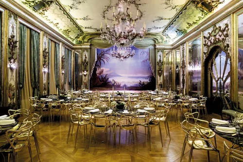 Vista 7 de Kartell Silla Masters de Philippe Starck con Eugeni Quitllet, paquete de 2, dorado metálico Metálico Dorado