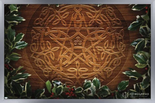 Vista 11 de Trends International Brigid Ashwood - Póster de pared con diseño de pentáculo navideño de Yule celta