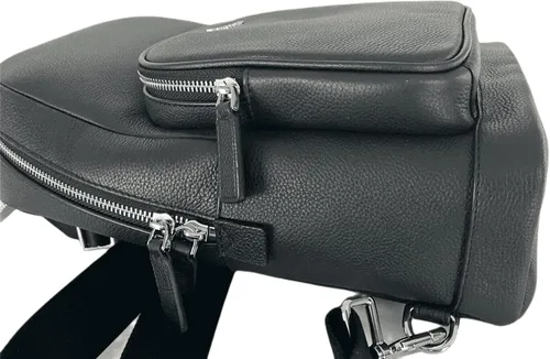 Vista 5 de Michael Kors Mochila unisex Cooper Pebbled Leather Commuter Slingpack para hombre, Negro -, Bolso bandolera