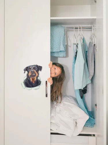 Vista 4 de Winston & Bear Calcomanías divertidas de pared para perros Rottweiler, paquete de 2, calcomanías 3D Rottie para paredes, automóviles, inodoro y más