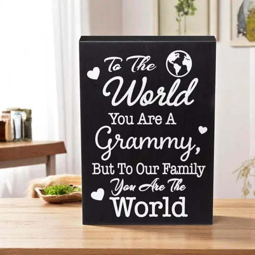 Vista 4 de JennyGems Regalos de Grammy – Cartel de madera «To The World You Are A Grammy But To Family You Are World» – Estante sentimental o decoración