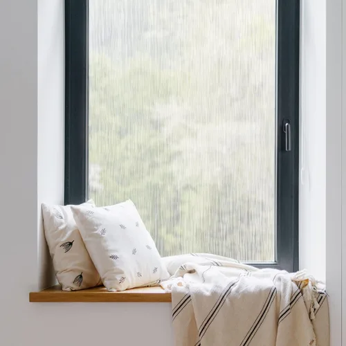 Vista 3 de Gila® Lámina de cristal para decoración de privacidad en cascada, adherencia estática, sin pegamento, sin adhesivo, 3 pies x 6.5 pies