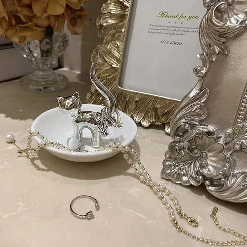 Vista 5 de Lependor Soporte para anillos de animales lindos, anillos, pulseras, aretes, bandeja de baratijas para mujeres y niñas, regalo de cumpleaños, gato