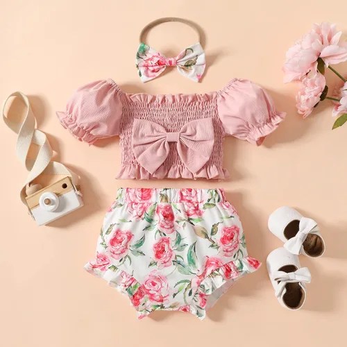Vista 2 de Traje de verano para niñas pequeñas, con un hombro descubierto, estampado floral, pantalones cortos con diadema, lindos juegos de ropa para niños