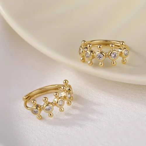 Vista 4 de ToHeart Pendientes Huggies de oro para mujer, pequeños aretes de aro de oro