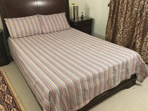 Vista 6 de El juego de 4 sábanas de 500 hilos con estampado floral azul de polialgodón de lujo incluye: 1 plano, 1 sábana bajera y 2 fundas de almohada, juego