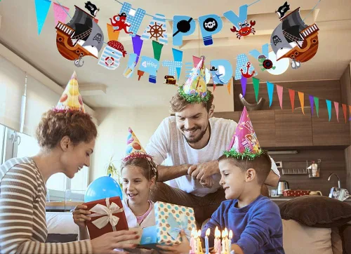 Vista 2 de Cartel de cumpleaños de pirata, decoraciones de fiesta para niños, suministros de fiesta temática pirata, pancarta de baby shower para niños 1, 2
