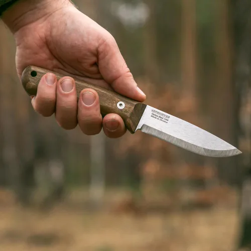 Vista 8 de BPSKNIVES Bushmate 2.0 Diseñado por DBK - Cuchillo Bushcraft - Cuchillo de acero al carbono de hoja fija con funda de cuero y encendedor de fuego