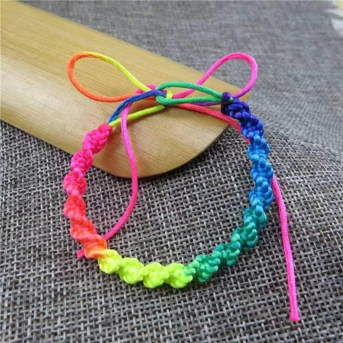 Vista 7 de Cuerda de nailon arcoíris de 328 pies para trenzas de cabello, trenzas de 0.059 pulgadas, hilo de satén para abalorios, pulseras, collares, joyería