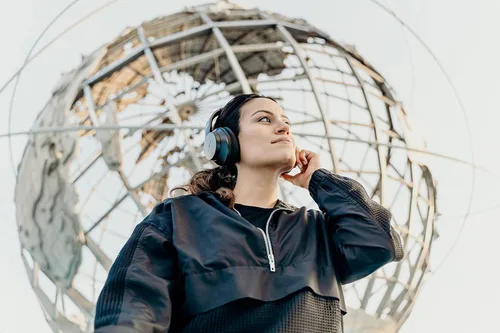 Vista 7 de Altec Lansing Comfort Q+ - Auriculares Bluetooth, cancelación activa de ruido, cómodos, silenciosos, con cancelación de ruido, hasta 26 horas