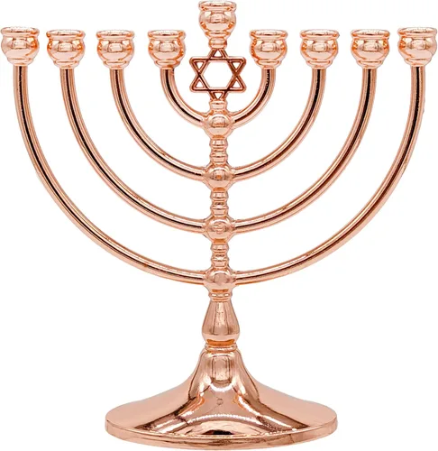 Vista 8 de The Dreidel Company Menorá con estrella tradicional de acabado dorado antiguo, tamaño completo 17,78 cm Oro envejecido