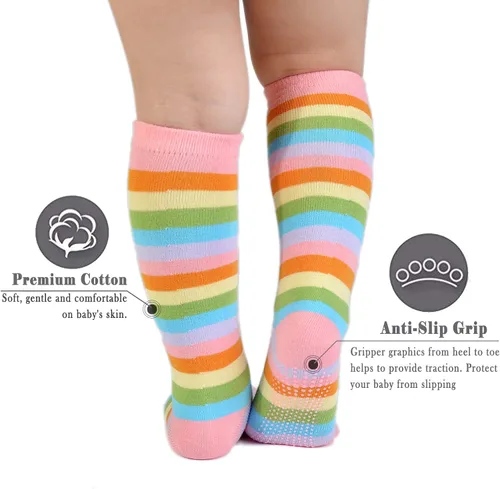 Vista 3 de EPEIUS Calcetines altos a la rodilla con rayas arco iris para bebé, medias de tubo antideslizantes, calcetines de fútbol para niños pequeños y niños