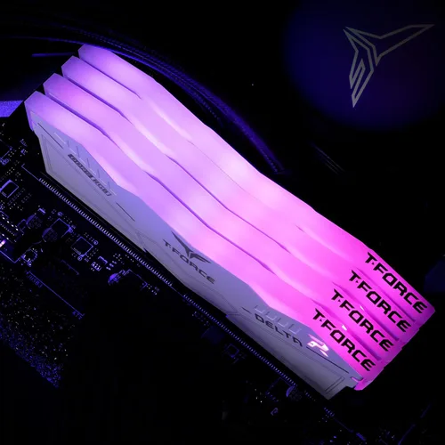 Vista 8 de TEAMGROUP T-Force Delta RGB DDR5 Ram 64GB (2x32GB) 6000MHz CL38 Intel XMP 3.0 y AMD Expo Módulo de memoria de escritorio compatible Blanco