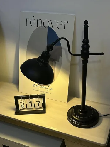Vista 7 de Lámpara industrial de escritorio, lámpara de trabajo de metal negro con 2 puertos de carga USB, estilo vintage de granja para dormitorio, café