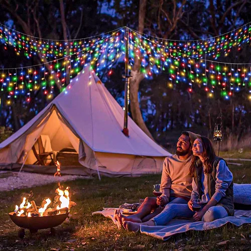 Vista 5 de Luces de carámbano para exteriores, 16.5 pies, 200 luces LED de Navidad para exteriores, impermeables, 8 modos de enchufe, cortina de luz conectable