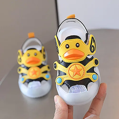 Vista 5 de Zapatos de bebé para niños pequeños, zapatos con luz LED, sandalias para niños, suela suave, zapatos de playa, sandalias casuales de dibujos