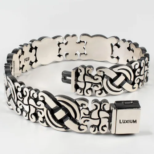 Vista 3 de LUXIUM Pulsera Maya hecha a mano de plata de ley 925 maciza con un acabado ennegrecido y pulido