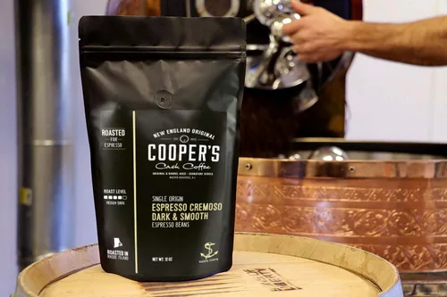 Vista 6 de Granos de café molido expreso Café brasileño fuerte, suave y cremoso de tostado medio oscuro de origen único, bolsa de 12 onzas por The Master