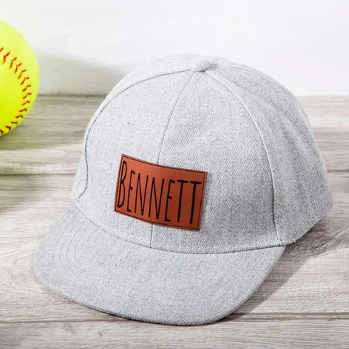 Vista 4 de Sombreros personalizados para bebés, gorras de béisbol personalizadas con nombre, gorras de camión ajustables para bebés, niños y adultos