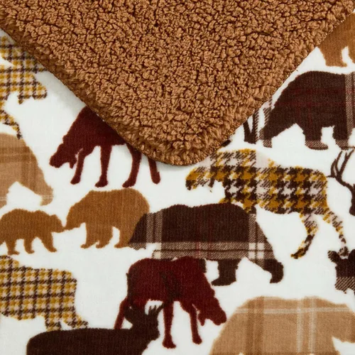 Vista 3 de Eddie Bauer - Manta de gran tamaño de 50 x 70 pulgadas, manta reversible de felpa para sofá o cama, decoración de habitación con estampado animal