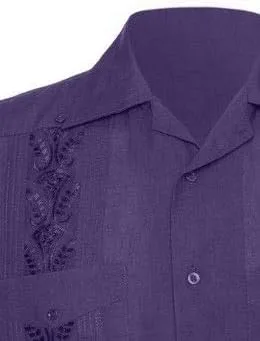 Vista 2 de Gentlemens Collection Camisa Guayabera para hombre bordada