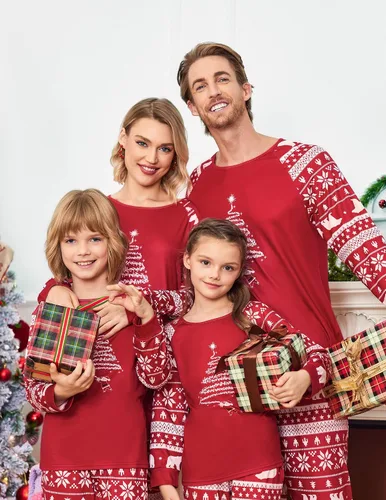 Vista 5 de Ekouaer Pijamas de Navidad para la familia, pijamas de manga larga a juego con pantalones a cuadros, ropa de dormir suave para descansar