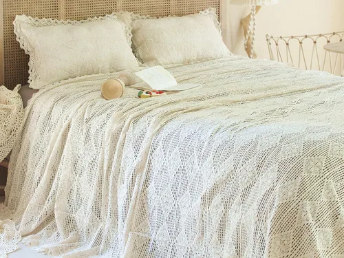 Vista 2 de ABREEZE Juego de ropa de cama vintage de algodón con ganchillo, colcha floral de encaje beige con fundas de almohada, 3 piezas, tamaño Queen