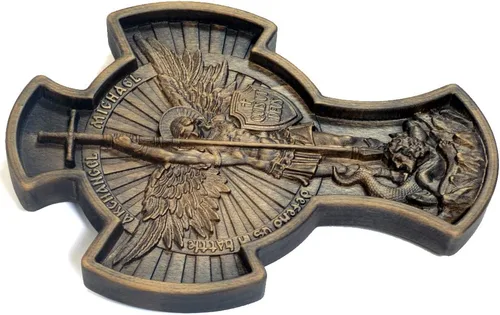 Vista 4 de Royal Wooden Collection Cruz de pared Guardián Arcángel Miguel icono colgante tallado en madera cristiana idea de regalo para hombres