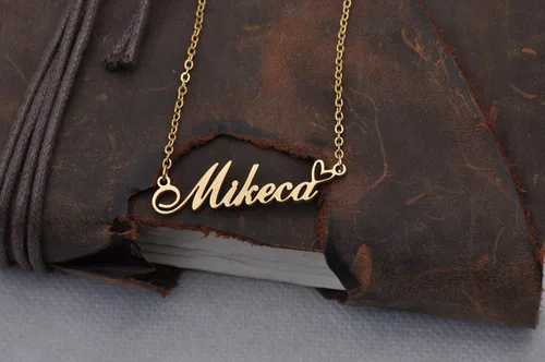 Vista 5 de Collar con nombre personalizado chapado en oro de 18 quilates, joyería personalizada para mujer