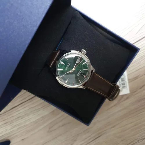 Vista 7 de SEIKO Mens PRESAGE 'Mockingbird' Cocktail Dial verde con reloj de cuero marrón SRPD37J1, Blanco, Moderno