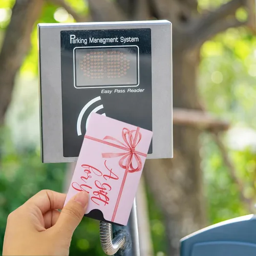Vista 5 de Paquete de 300 fundas para tarjetas, protector de tarjetas de crédito, portadores de tarjetas llave de hotel, mini sobres para tarjetas