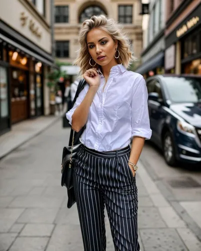 Vista 2 de HOTOUCH Camisa de manga 3/4 con botones para mujer, blusas de trabajo ajustadas, camisas de vestir de algodón, camisas de oficina