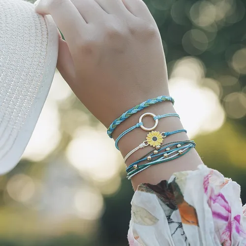 Vista 2 de Pulsera de cuerda trenzada hecha a mano con diseño de girasol para adolescentes y mujeres