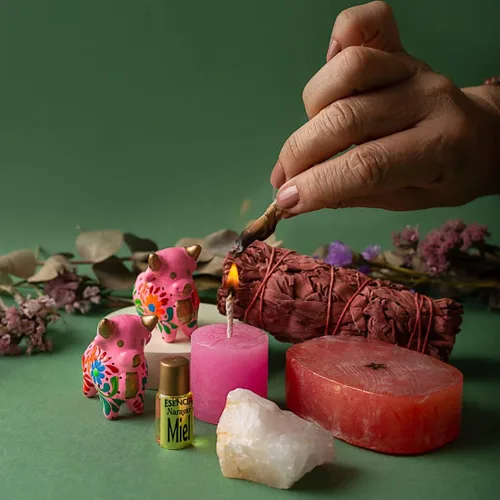 Vista 4 de Kit ritual para atraer el amor y el chakra del corazón abierto