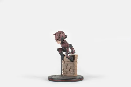 Vista 3 de QMx Daredevil Marvel Q-Fig Diorama