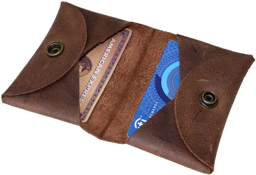 Vista 3 de Hide & Drink, Porta tarjetas de cuero, con capacidad para hasta 8 tarjetasbilletes plegadosbolsaestucheorganizador, hecho a mano Bourbon Brown