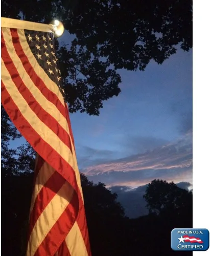 Vista 6 de Annin Flagmakers Bandera Estadounidense de Nailon para Todo Tipo de Clima SolarGuard Nyl-Glo, 2.5 x 4 pies (Modelo 2440) 100% FABRICADO en Estados