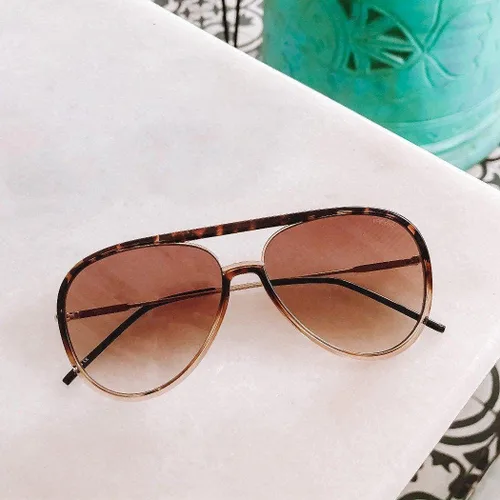 Vista 4 de FREYRS Shay Designer - Gafas de sol ligeras de aviador para mujer