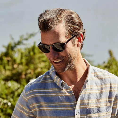 Vista 6 de Huckberry Cruisers Premium Sunglasses for Men & Women, Polarized Lenses, Lightweight & Durable