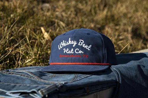 Vista 2 de WHISKEY BENT HAT CO. El sombrero Frio