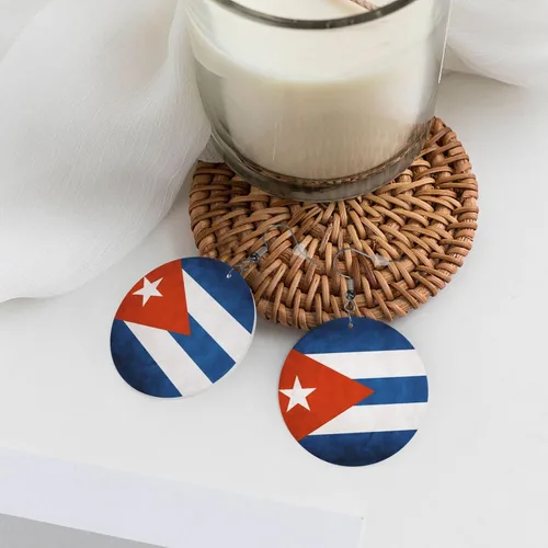 Vista 6 de Pendientes redondos para mujeres y niñas, con bandera cubana, aretes ligeros, Cuero sintético, No es una piedra preciosa